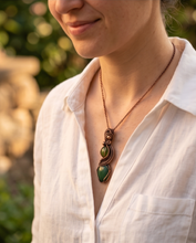 Load image into Gallery viewer, Green Adventurine in Copper