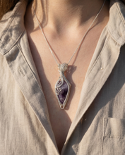 Load image into Gallery viewer, Chevron amethyst Wire Wrapped and Weaved